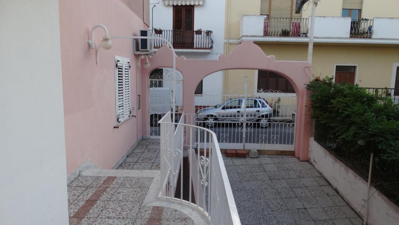 Case Vacanza Armando "Lipari" Canneto  Extérieur photo