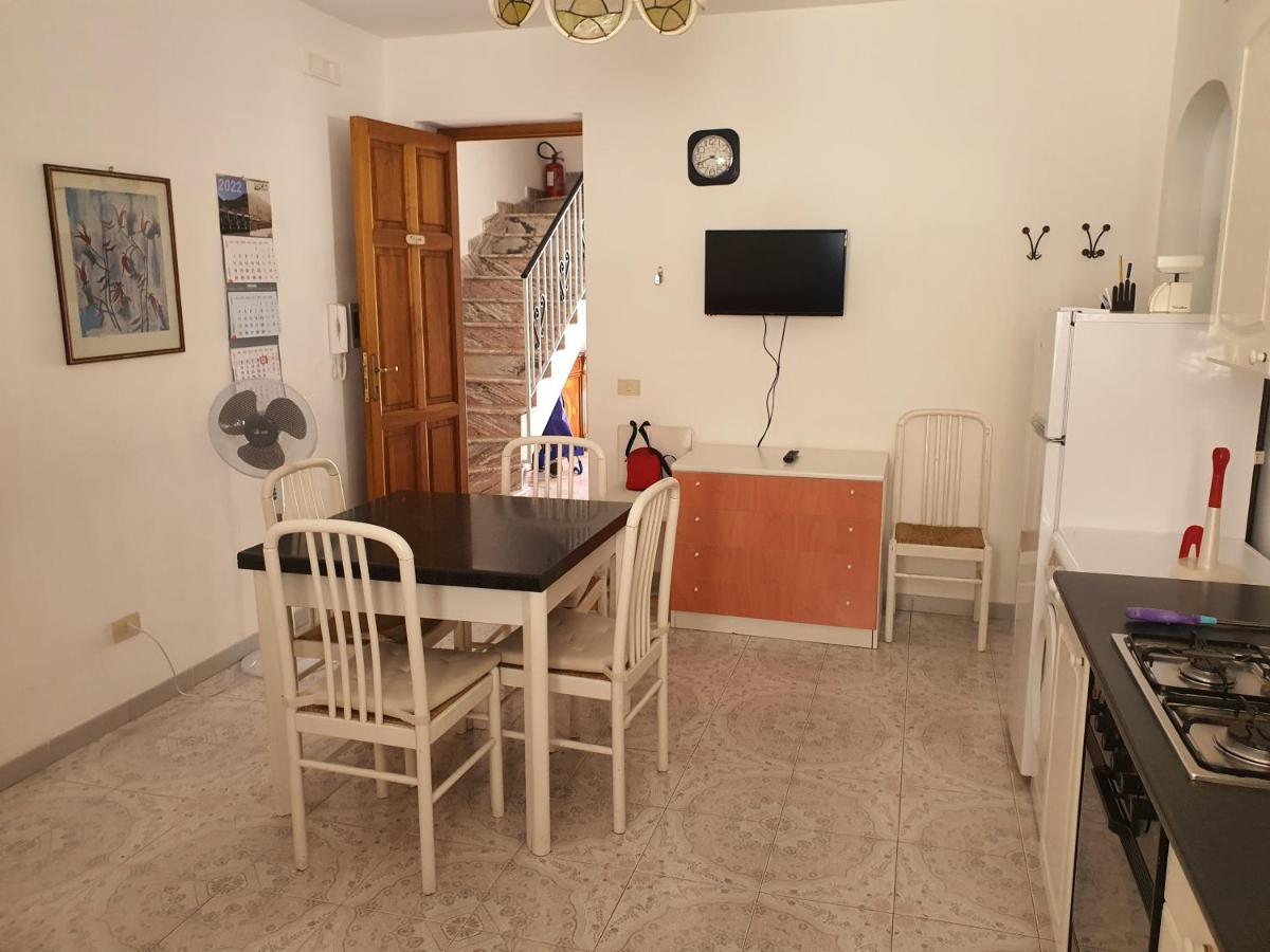 Case Vacanza Armando "Lipari" Canneto  Chambre photo