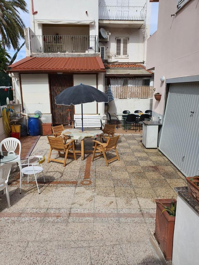 Case Vacanza Armando "Lipari" Canneto  Extérieur photo